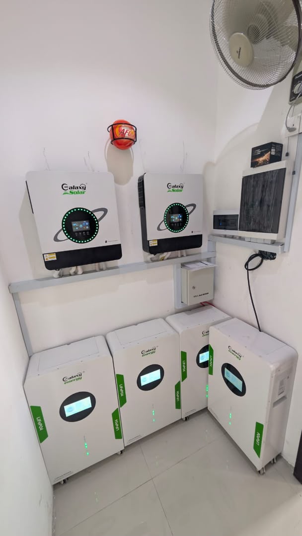Galaxy 22kW hybrid inverter with 64kWh lithium battery and 32 620W solar panels